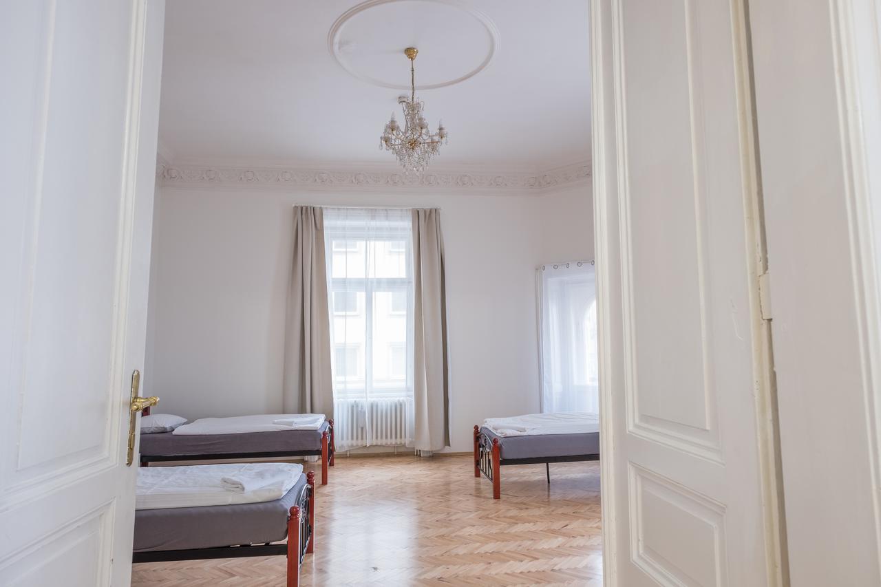 Apartments Resslova By The Dancing House Prague Ngoại thất bức ảnh
